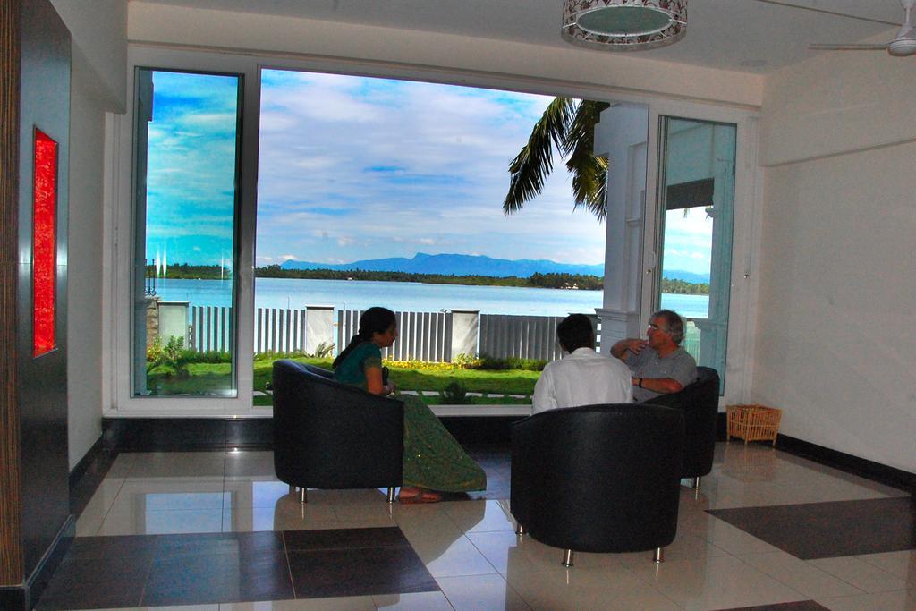 Blue Waters Hotell Kundapur Exteriör bild